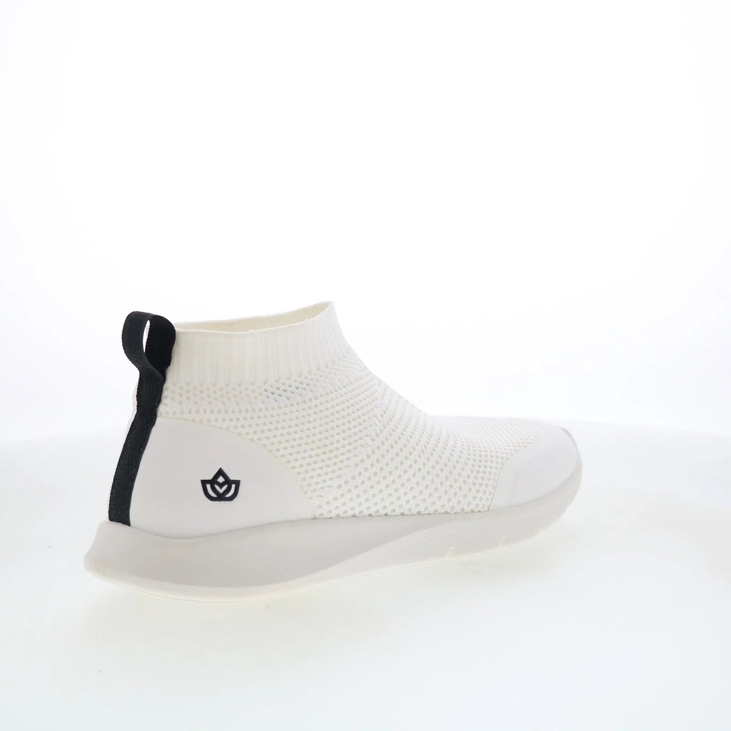 Spenco Yoga Stretch SP1032WHT Womens White Mesh Lifestyle Sneakers Shoes