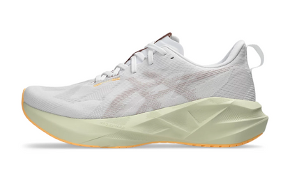 Novablast 5 Wide Men's :White | Fawn
