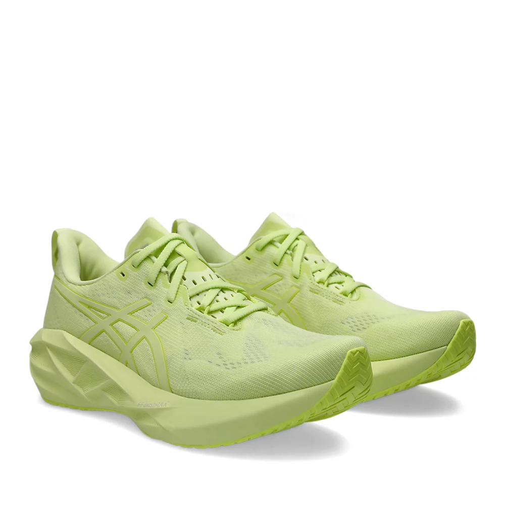 Novablast 5 Lite-Show Men's :Lite Show | Huddle Yellow