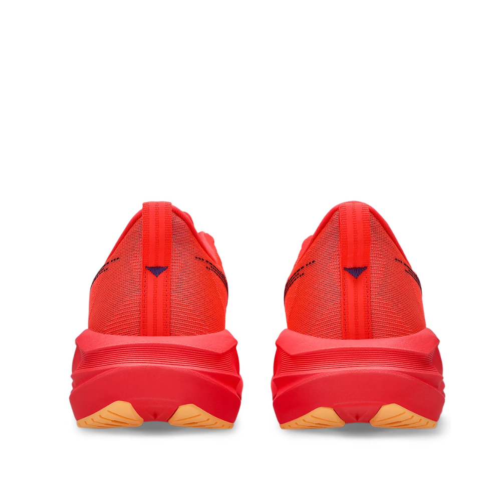 Novablast 5 Women's :Flash Red | Edo Purple