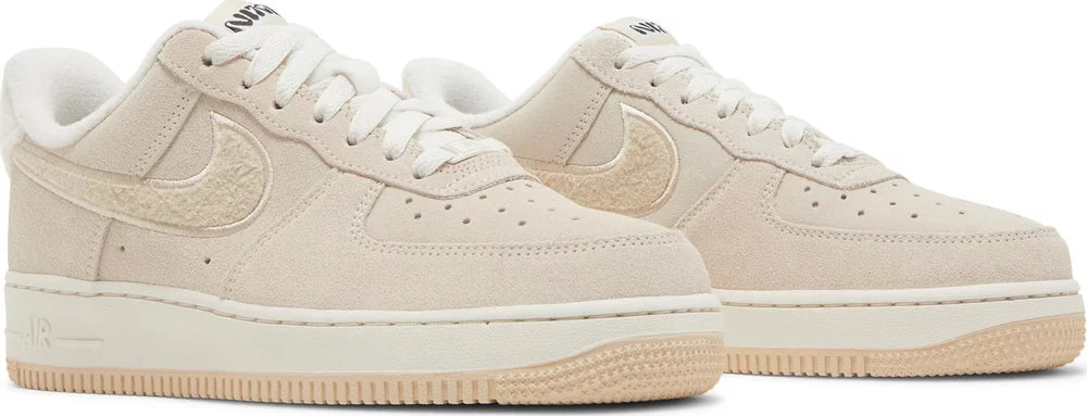 Nike Womens Air Force 1 Low '07 SE Sneakers - 'Sanddrift Sherpa'