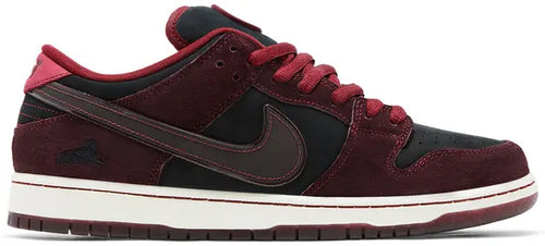 Nike Mens RIOT Skateshop x Dunk Low Pro SB QS 'Mahogany Dark Beetroot'
