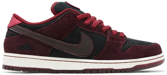 Nike Mens RIOT Skateshop x Dunk Low Pro SB QS 'Mahogany Dark Beetroot'