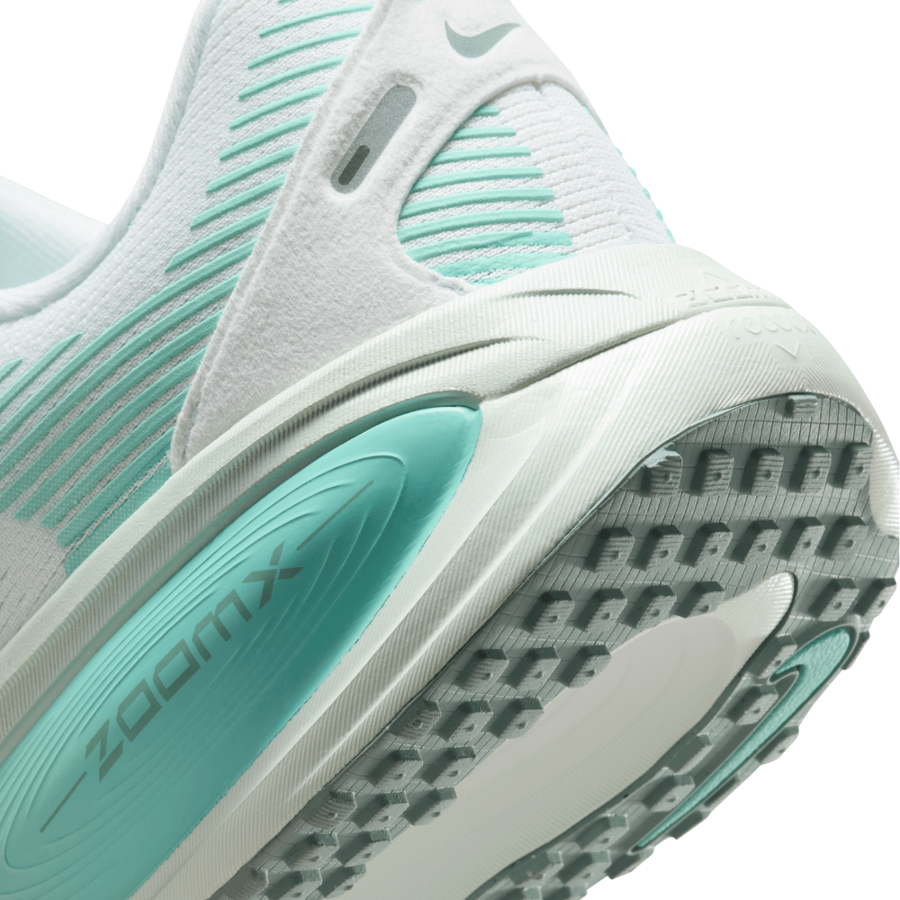 Vomero 18 Women's :White | Bleached Turquoise