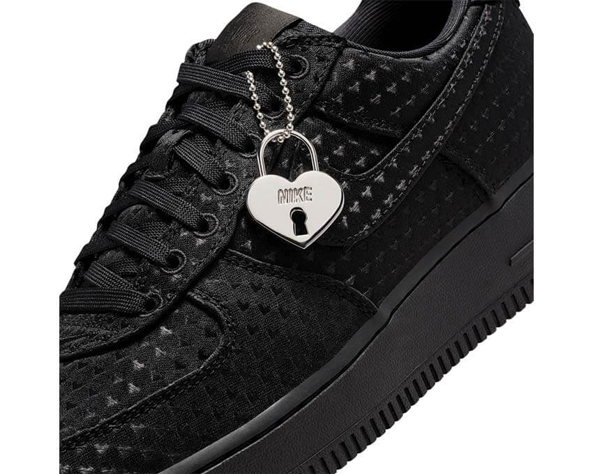 Nike Air Force 1 '07 Low SE W "Valentine’s Day"