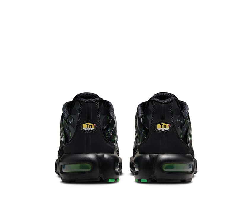 Nike Air Max Plus "Shattered Glass"