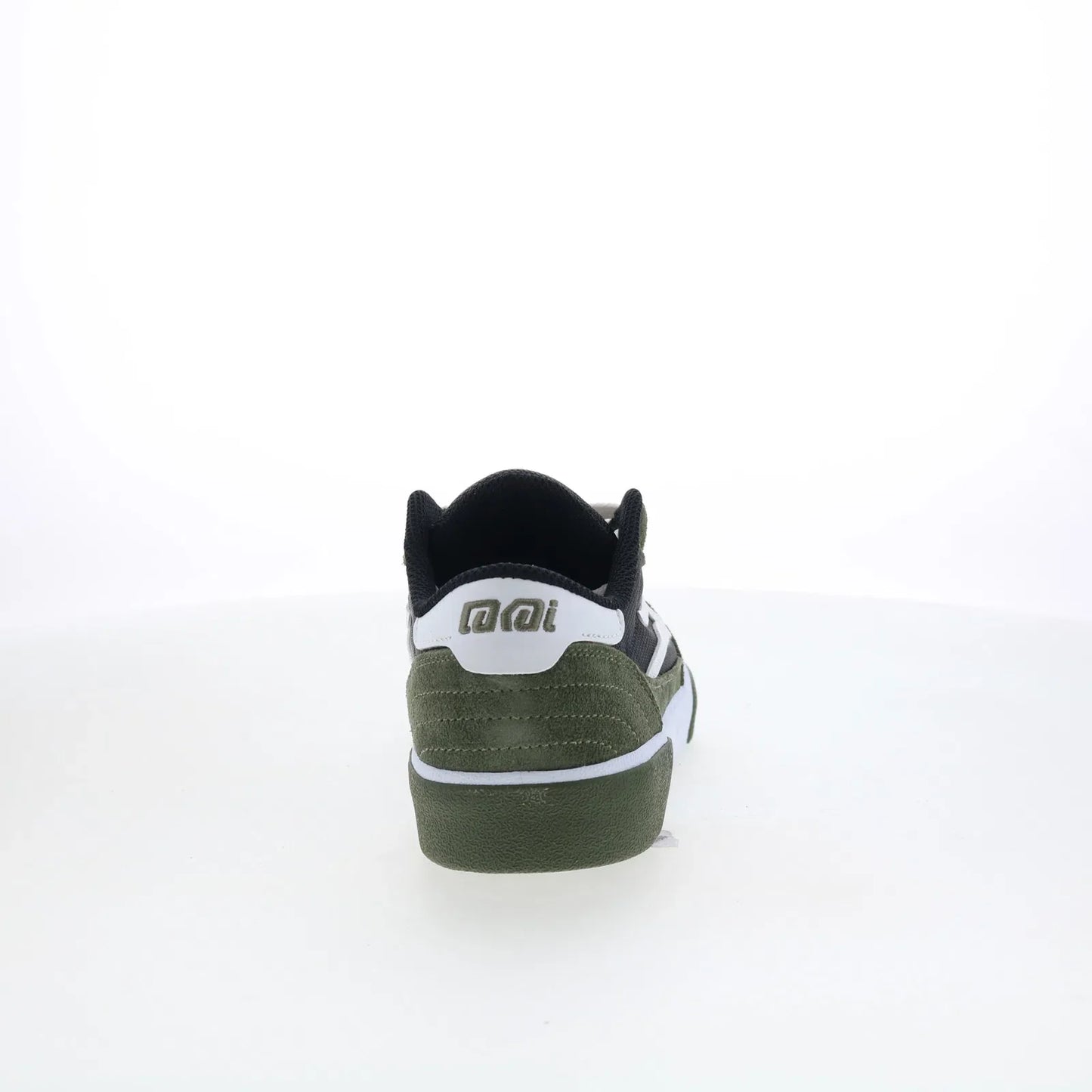 Lakai Cambridge Mens Green Suede Lace Up Skate Inspired Sneakers Shoes