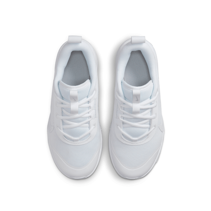 Omni Multi-Court (GS) Older Kids' :White | Pure Platinum