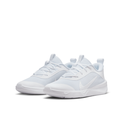 Omni Multi-Court (GS) Older Kids' :White | Pure Platinum