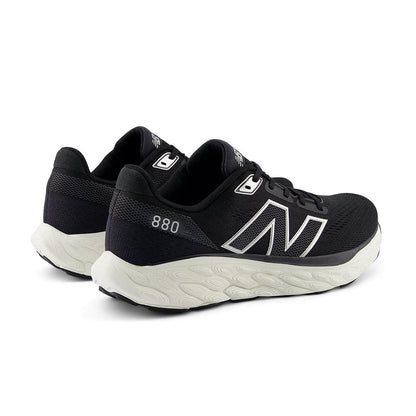 Fresh Foam X 880v14 (4E) Men's :Black | Sea Salt