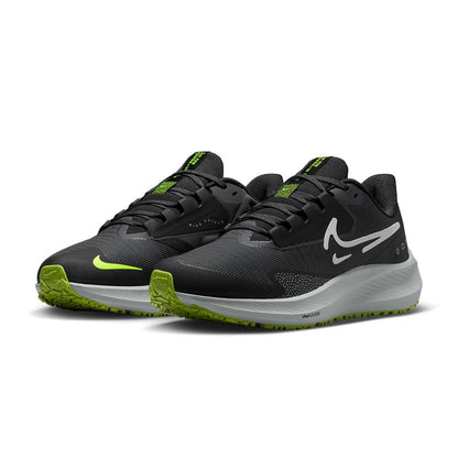 Pegasus Shield Women's: Black | Dark Smoke Grey